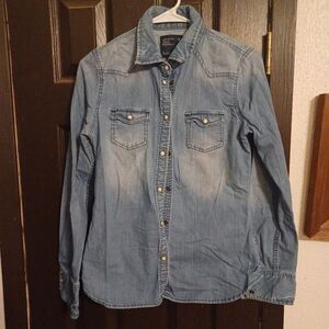American Eagle Denim Button-Down Shirt